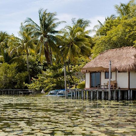 Lagoon Front Hut: Daily Cleaning, Bikes & Kayaks! バカラル エクステリア 写真