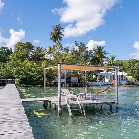 Lagoon Front Hut: Daily Cleaning, Bikes & Kayaks! バカラル エクステリア 写真