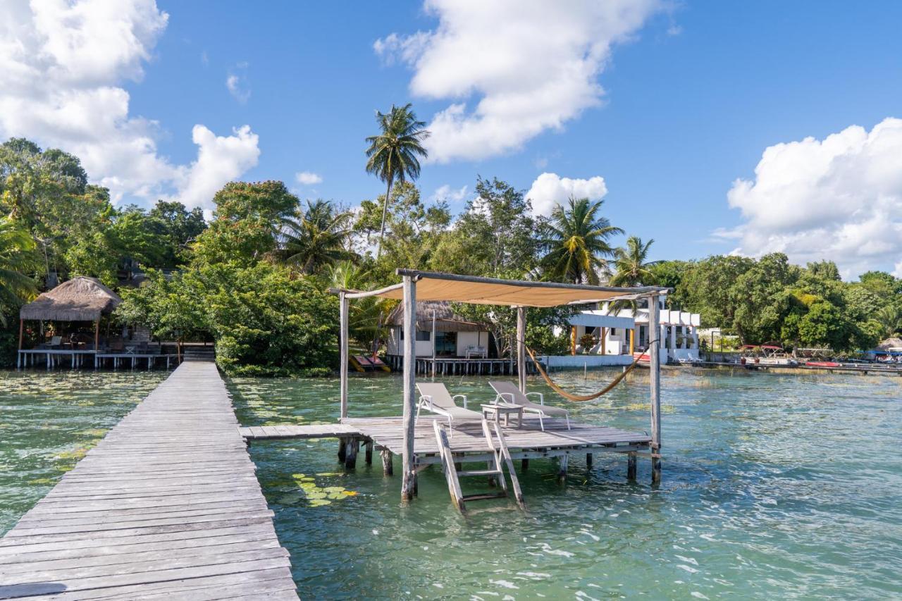 Lagoon Front Hut: Daily Cleaning, Bikes & Kayaks! バカラル エクステリア 写真