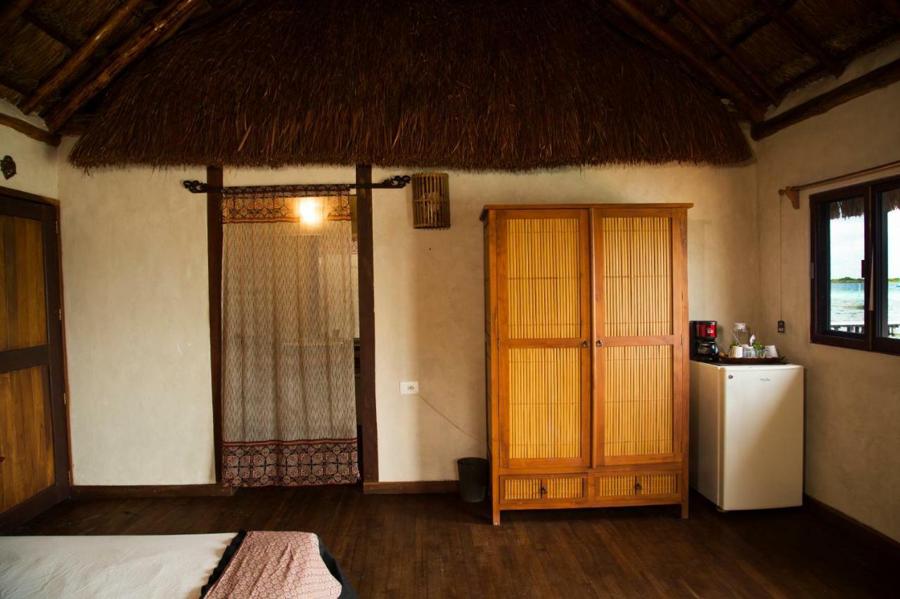 Lagoon Front Hut: Daily Cleaning, Bikes & Kayaks! バカラル エクステリア 写真